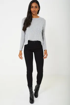 Black Skinny Jeans in Biker Style