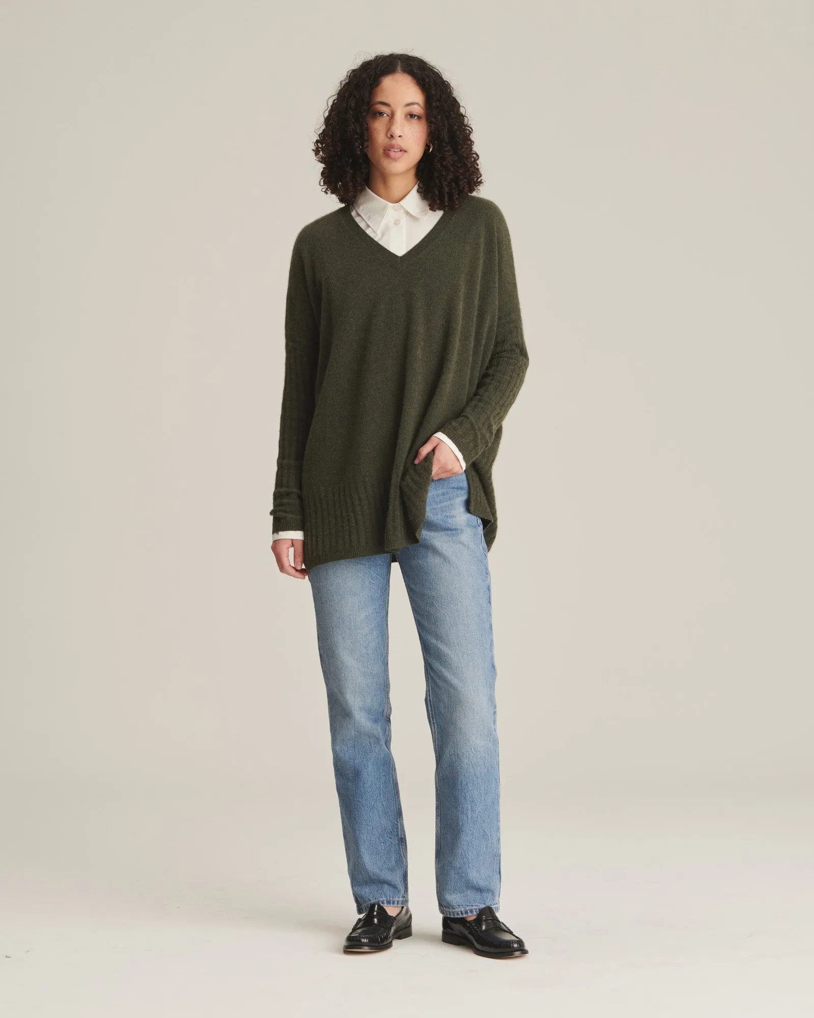 Soft by Naadam 100% Cashmere V-Neck Boyfriend Pullover