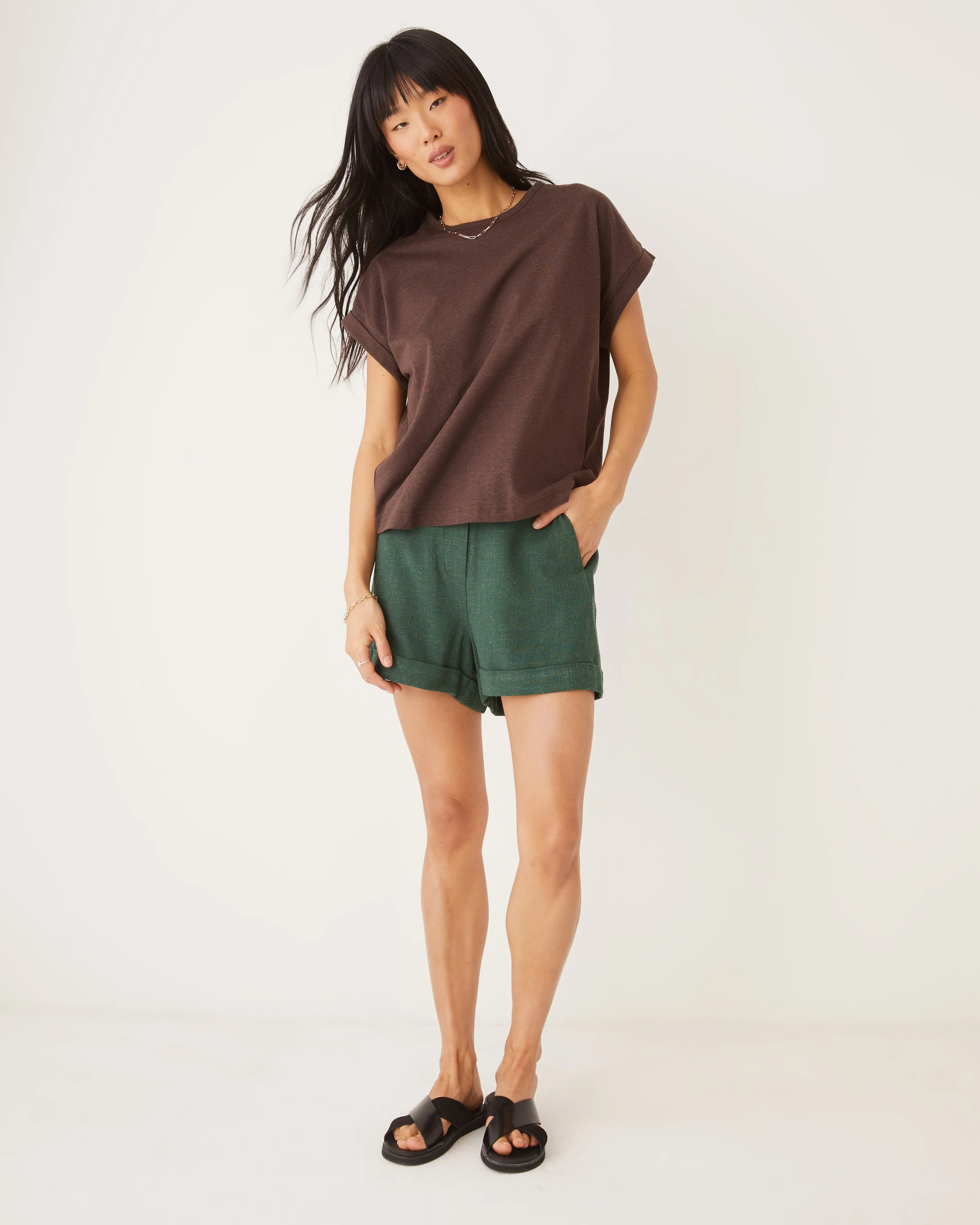 The Supersoft Hemp T-Shirt in Dark Brown